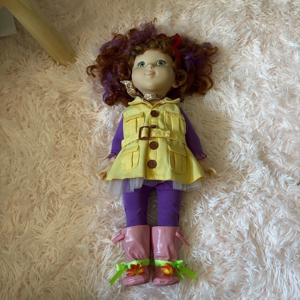 Vintage Fancy Nancy Explorer 18” Doll W/ Outfit Boots